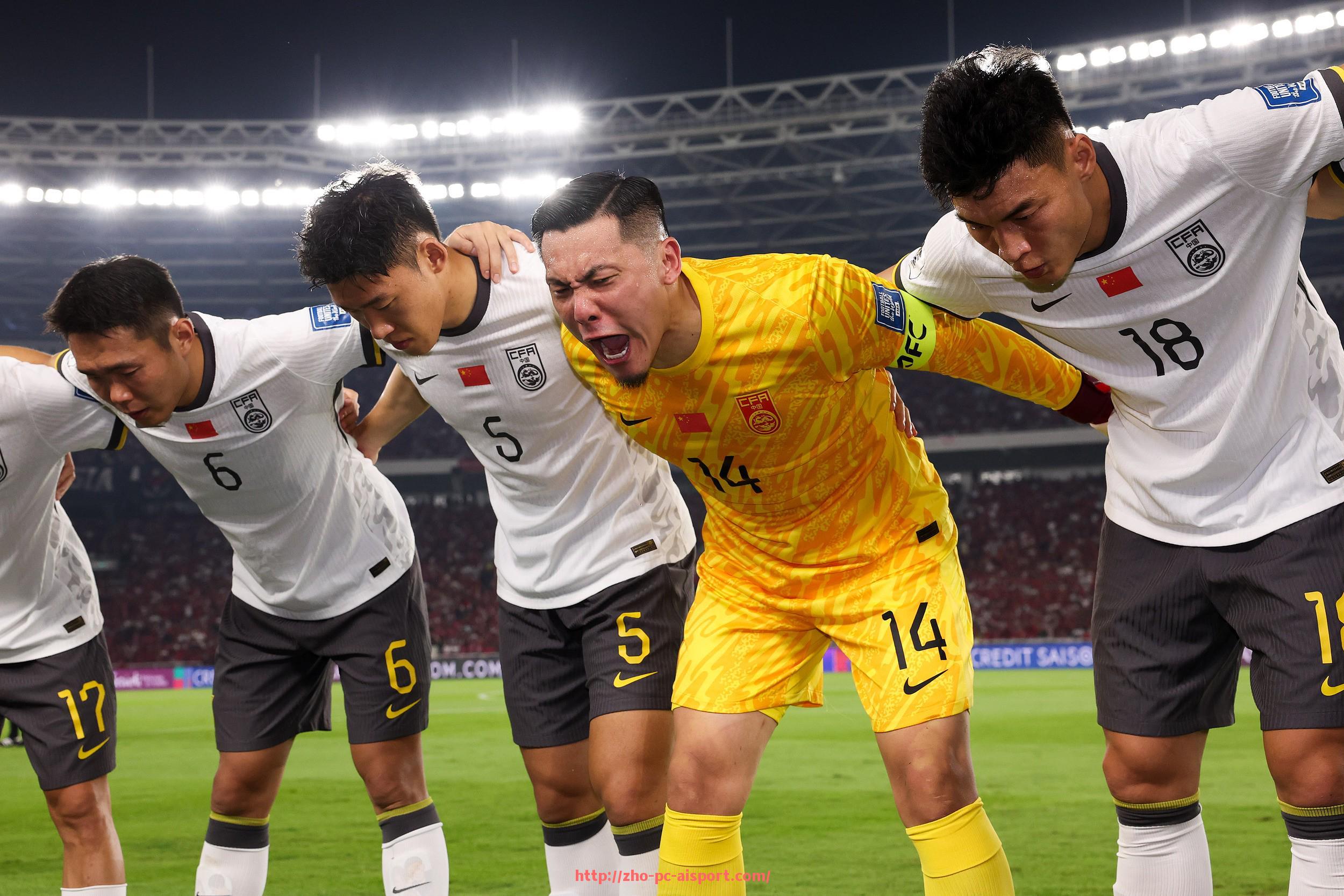 爱体育-12月火箭队与勇士队的精彩对决回顾